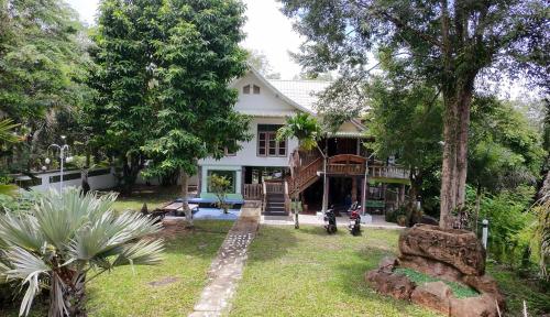 Baan Nara Homestay - เกาะกูด