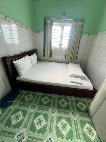 Double Room image 6