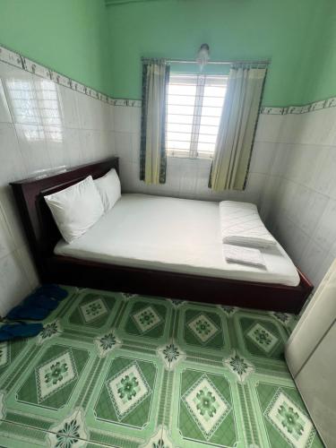 Double Room image 3