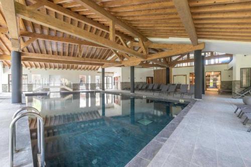 Exclusive accommodation: terrace, parking and pool