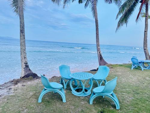 . Dahican Beach Homestay