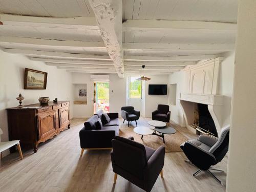 roumeneche THERMALISME jonzac au sejour ou a la semaine in 聖堡河畔吉倫