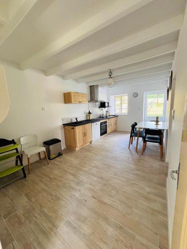 roumeneche THERMALISME jonzac au sejour ou a la semaine in 聖堡河畔吉倫