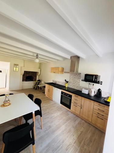 roumeneche THERMALISME jonzac au sejour ou a la semaine in 聖堡河畔吉倫