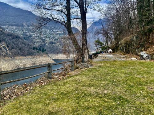 Bližnja znamenitost, Rustico dans charmant hameau vue lac Verzasca in Gordola