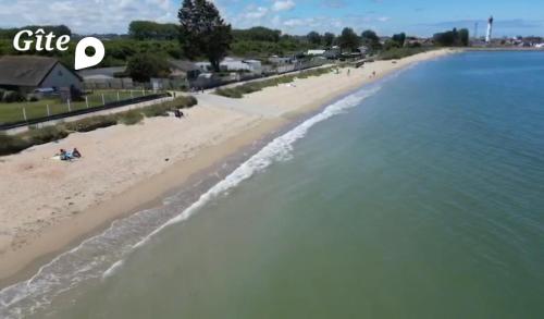 Accès direct mer. Plage du Débarquement