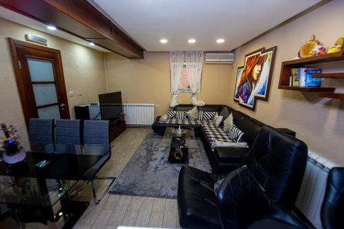 Iekārtas, Pejovic Residence Budva in Glavati