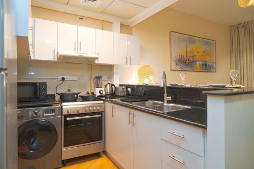 3BR Marina view apartment in JBR Close to Tram & Metro, Dubai (photo 7)
