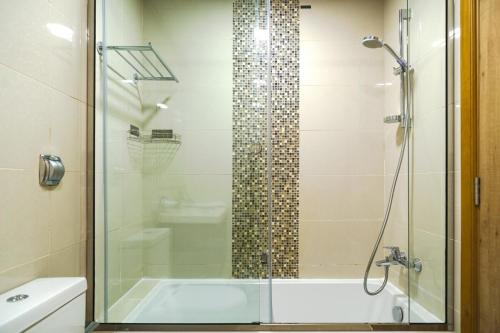 3BR Marina view apartment in JBR Close to Tram & Metro, Dubai (photo 9)