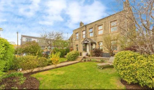 Beechwood in Олдем