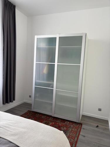 Modern 1 bedroom stay with AC & sofa bed, Брюссель (фото 7)