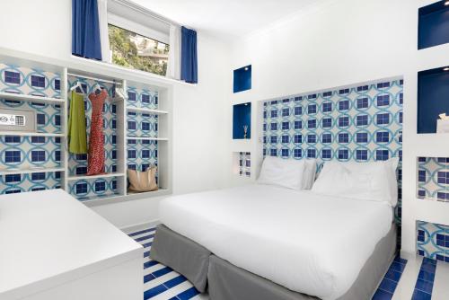 Economy Double or Twin Room image 9