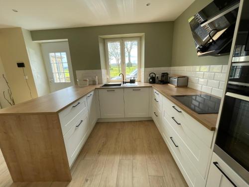 кухня, Lovely Normandy Charmante maison de campagne in Оне-Сюр-Одон