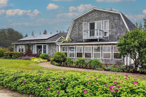 Bay Views Peaceful Acadia National Park Getaway!