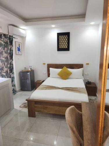 Ételek és italok, RESIDENCE FABY 1 in Mermoz Sacre-Coeur