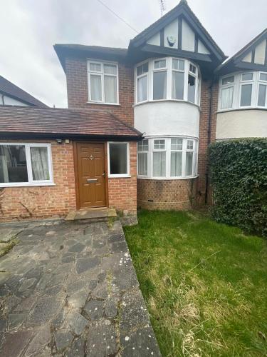 Bling Paradise gîte à louer Brookmans Park Transmitter, T-Antenna North, Tower East