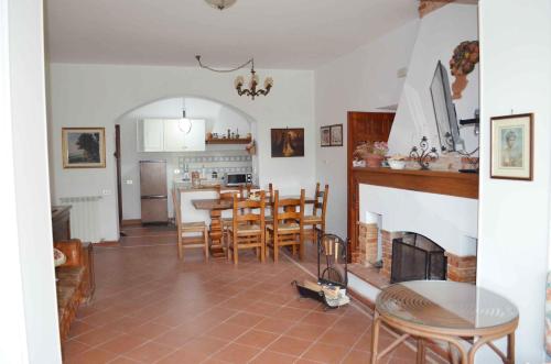 Facilities, Il colle degli olivi in Poggio San Lorenzo