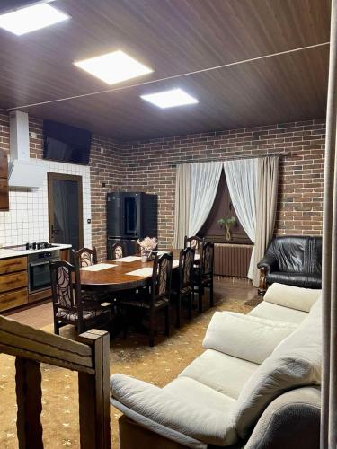 Villa ZRUB in โปลยานึตสยา