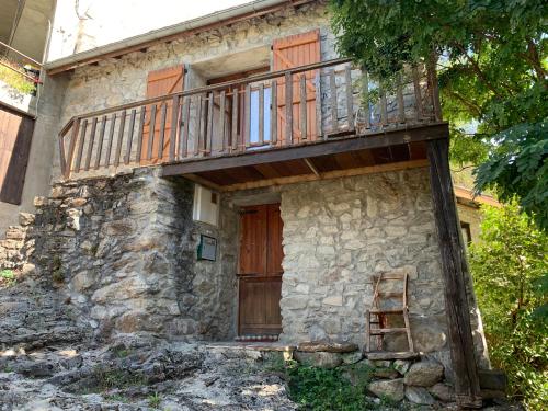 Mountain house Junac