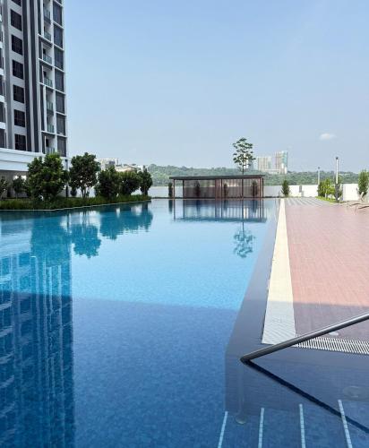 Suria Garden Family 3 Room Condo [7pax] - image 6