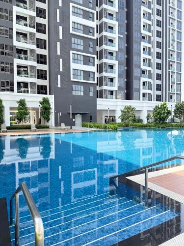 Suria Garden Family 3 Room Condo [7pax] - image 9