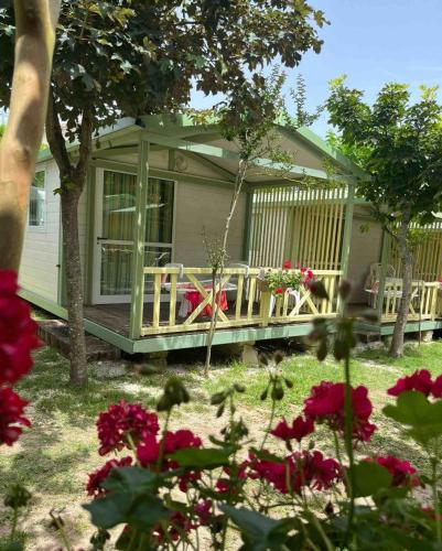 Deluxe Bungalow with Garden View
