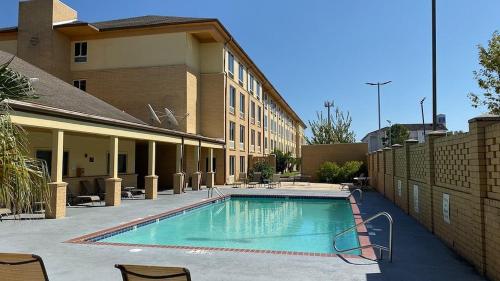 Zwembad, Trident Inn and Suites in New Orleans (LA)