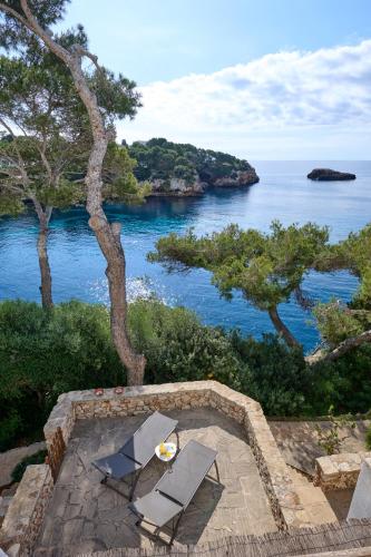 Sea frontline Apartment 'Ernesto'. Pool. WIFI in Felanitx