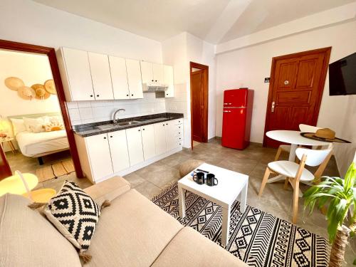Weybeach2 -shared terrace,plaza view,sea frontline in La Santa