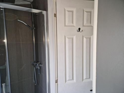 2 bed static, Hull (zdjęcie 7)