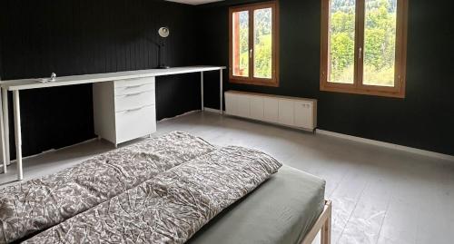 Grosses Chalet im Grünen (Grosses Chalet im Grunen) in اوبرول