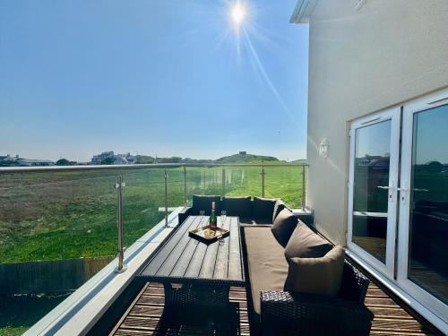 The Rise-5 Bed-4 Bath-Family-Beach-Home in Trearddur