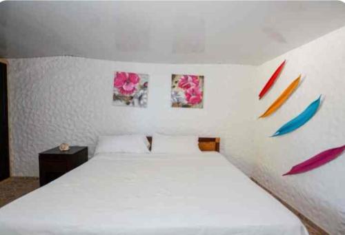 Dios es Fiel - Ali Hotel - image 4