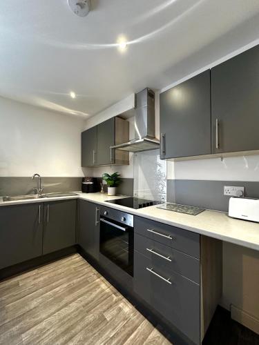 Kitchen, Ideal Wigan Base - 1BR for Cosy Stays in Ince