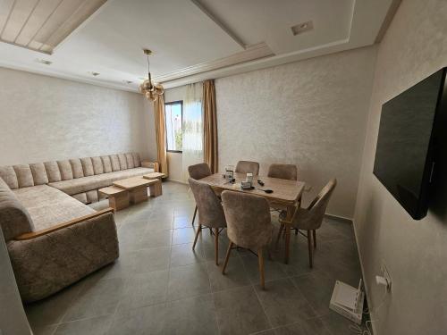 Zentrale Oase im Herzen von Tanger Neubau in Souani