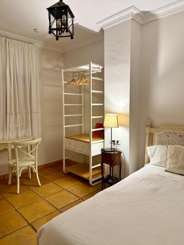 Single Room image 4