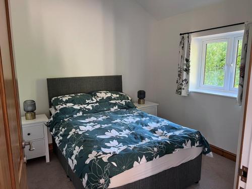Countryside Bungalow near Lyme Regis in Musbury