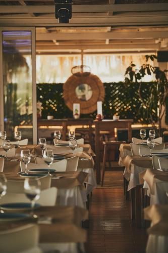 restavracija, Hotel Playa Bocaina in La Parata