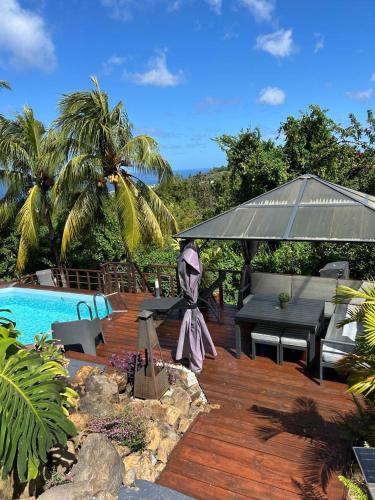 Iekārtas, O Soley Carib in Basse Terre