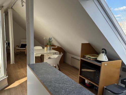 Freundliches City-Apartment mit Balkon & Skyline-Blick - Easy Stay Wuppertal, Wuppertal (photo 10)