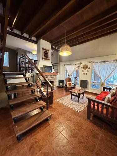 Фасада на хотела, Los ciruelos - Casas de Motaña (Los ciruelos - Casas de Motana) in Тафи дел Вале