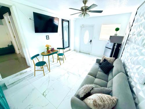 Miami Gardens Comfort Suite by Hard Rock Stadium in Miami Gardens, USA