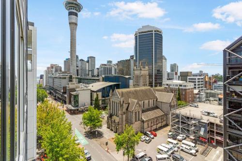 Cityscape Retreat - Apartment with Pool and Gym, Auckland (photo 3)