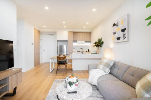 設施, Stylish 1BR Apt in Ivanhoe with Free Parking in 艾凡赫