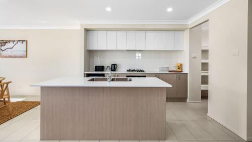 Instalaciones, Sea La Vie Two in Port Stephens