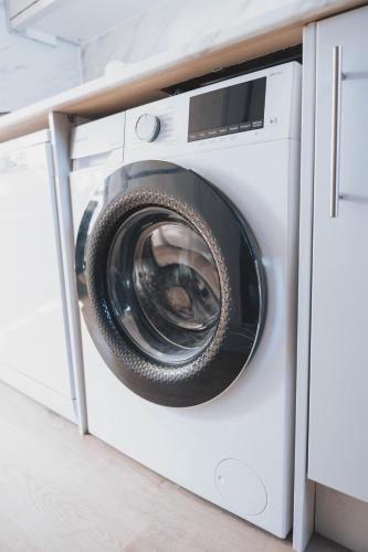 Stylish 3BR Stay by Hampden No 161 with Free Parking, Глазго (фото 8)