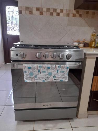 Konyha, Cozy, Quiet & Spacious 4bd 3 bth Full Home Gated Community in Dolega