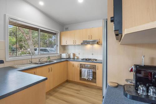 Grundy Getaway - 8 Grundy Street in Wirrina Cove