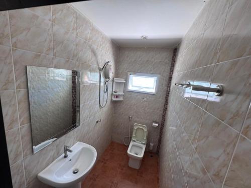 Ratatouille Guesthouse Koh Phangan - 샤워실