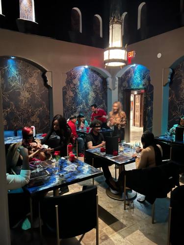 Étterem, The Lexi Las Vegas - 21 and over Hotel  near Adventuredome